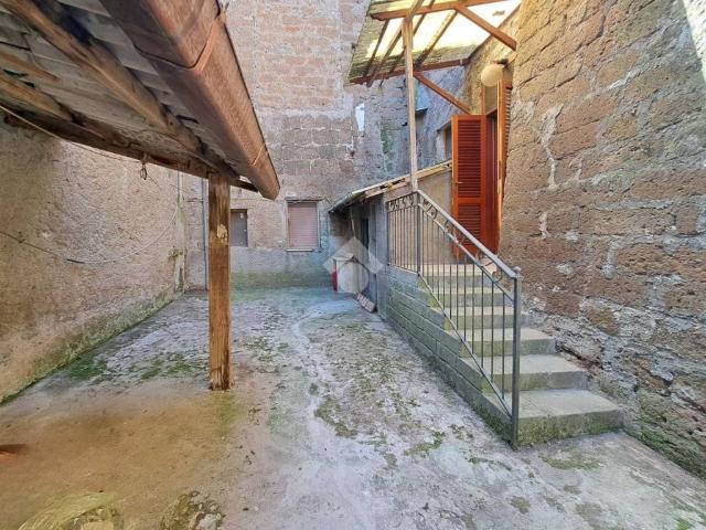 Appartamento in vendita a Vallerano VT
