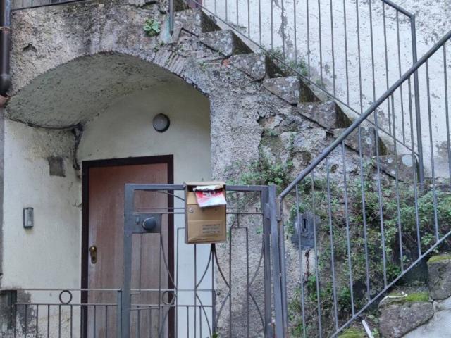 Appartamento in vendita a Vallerano VT