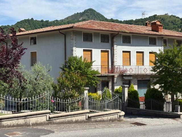 Appartamento in vendita a Vallio Terme