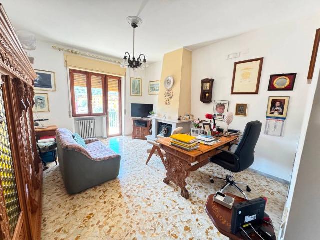 Appartamento in vendita a Vallo della Lucania SA