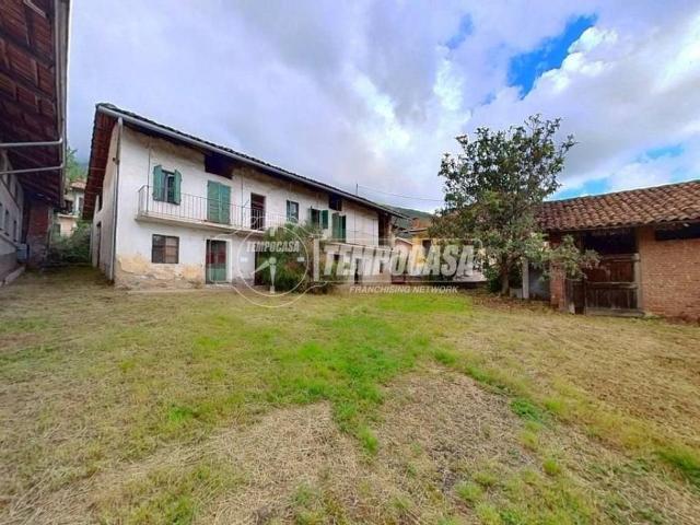 Casa indipendente in vendita a Vallo Torinese TO