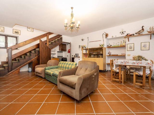 Appartamento in vendita a Valloriate CN