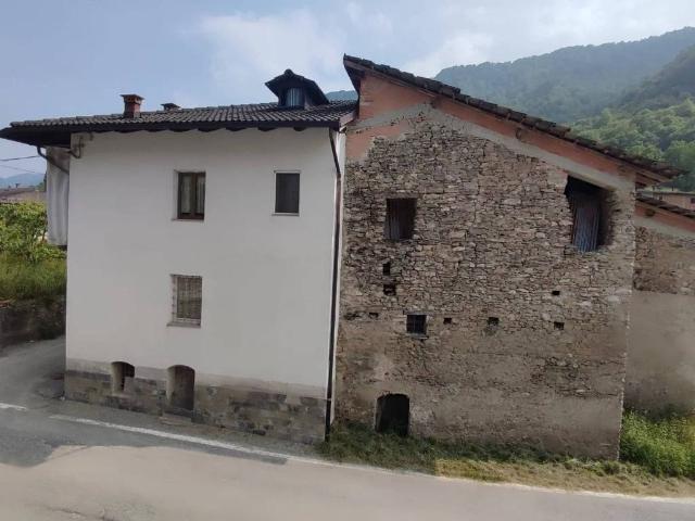 Appartamento in vendita a Valloriate CN