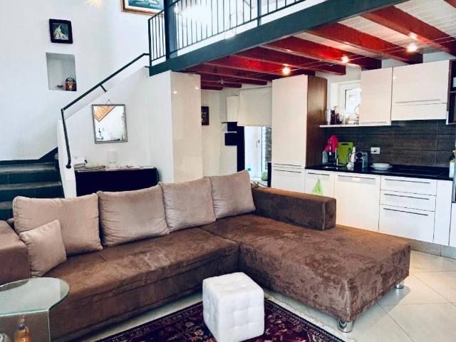 Appartamento in vendita a Valsolda CO