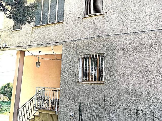 Appartamento in vendita a Valtopina PG