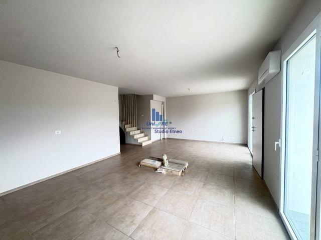 Appartamento in vendita a Valverde CT