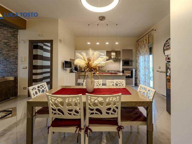 Appartamento in vendita a Valverde CT