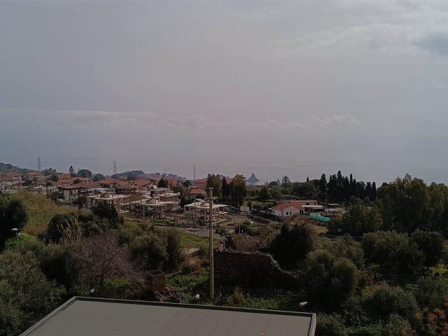Appartamento in vendita a Aci Castello