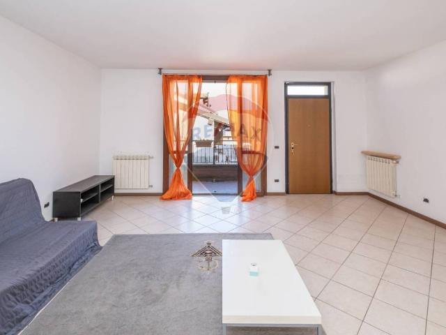 Appartamento in vendita a Vanzago MI