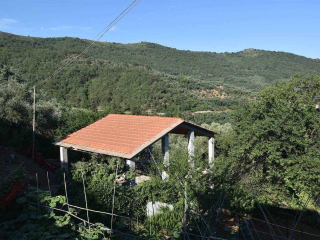 Appartamento in vendita a Vasia IM