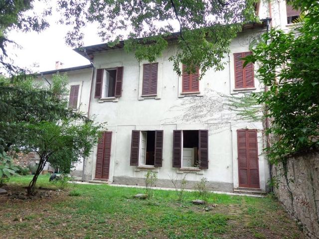 Appartamento in vendita a Vaprio d'Adda