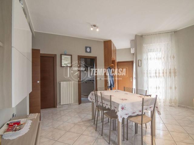 Appartamento in vendita a Vaprio D'Adda