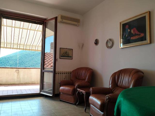 Appartamento in vendita a Varazze