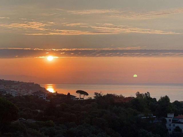 Appartamento in vendita a Varazze