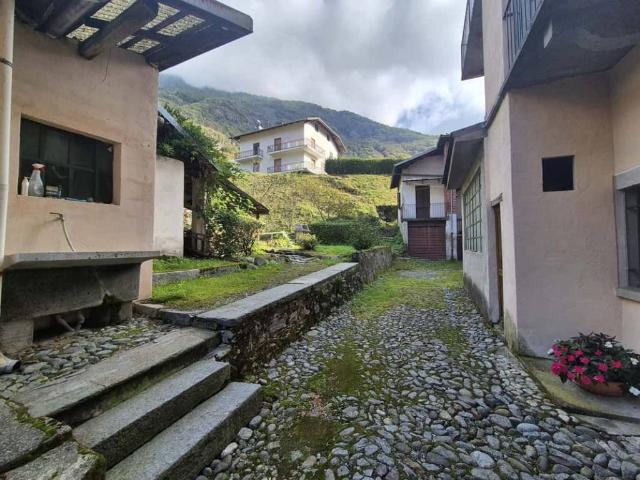 Appartamento in vendita a Varallo VC