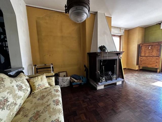 Appartamento in vendita a Varallo VC