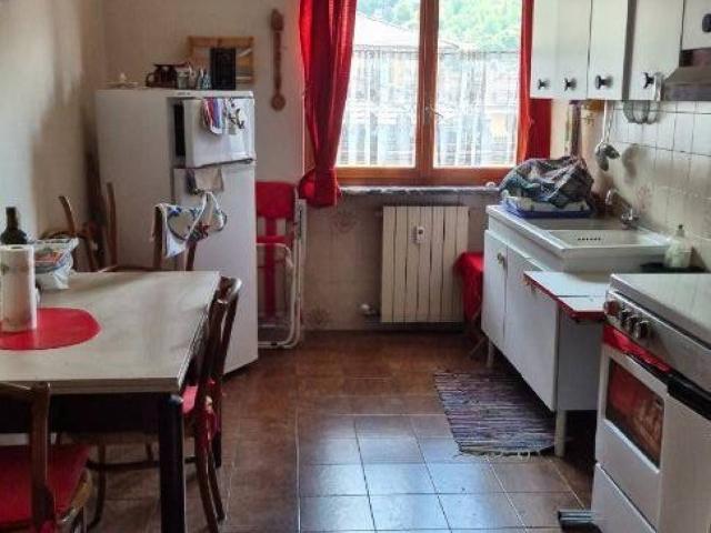 Appartamento in vendita a Varallo VC