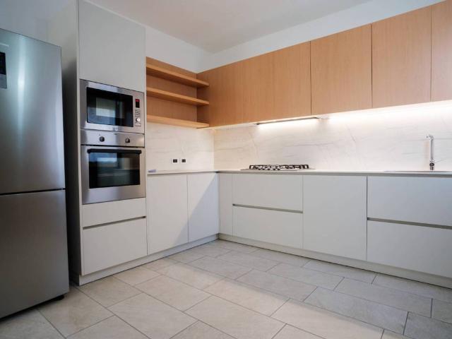 Appartamento in vendita a Varano Borghi VA
