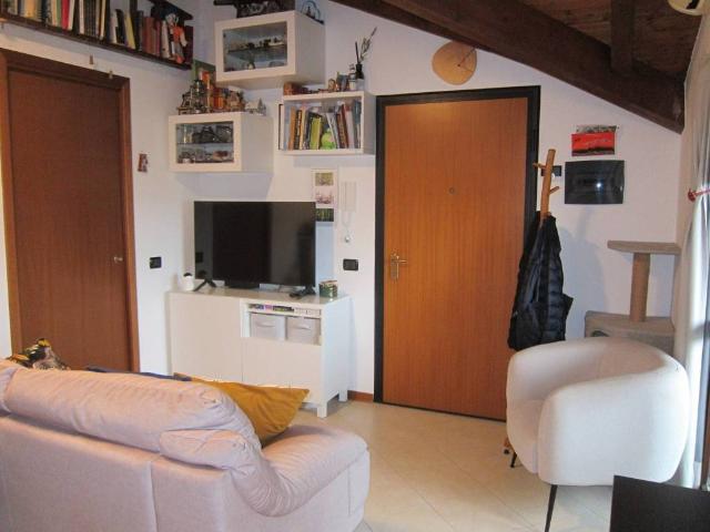 Appartamento in vendita a Varano Borghi VA