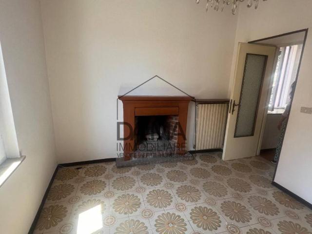 Appartamento in vendita a Varano de' Melegari PR