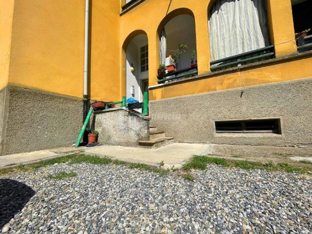 Appartamento in vendita a Varedo MB