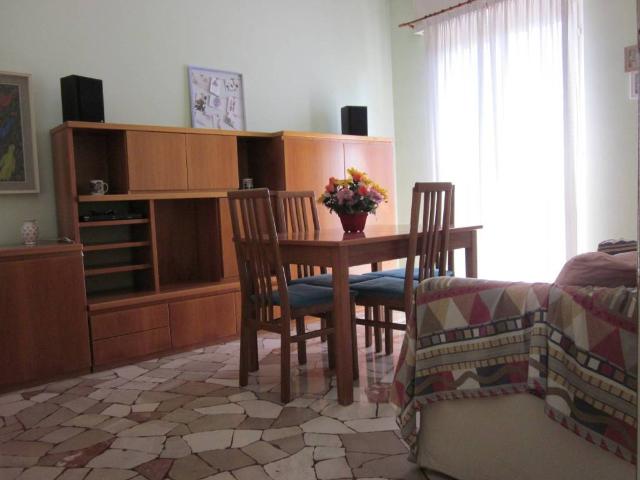 Appartamento in vendita a Varedo MB