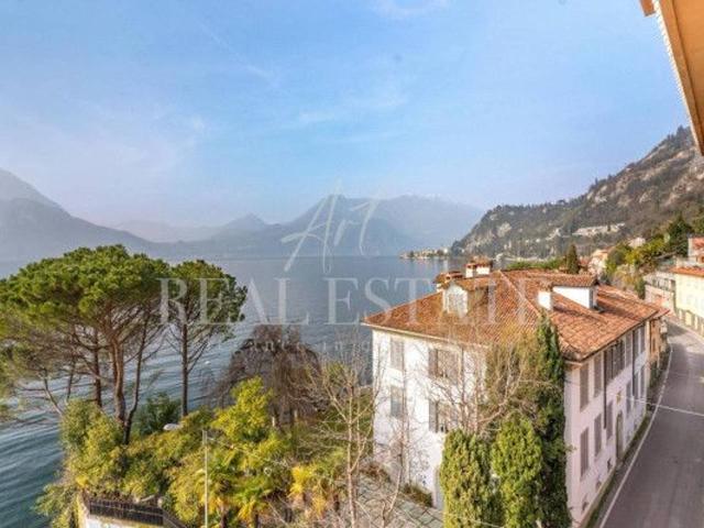 Appartamento in vendita a Varenna