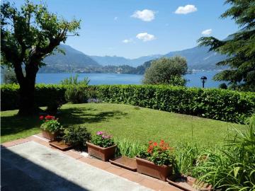 Appartamento in vendita a Varenna LC