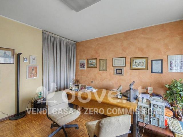Appartamento in vendita a Varese VA