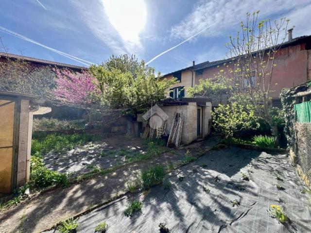 Casa indipendente in vendita a Varese VA