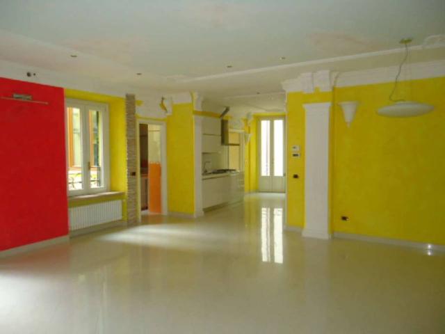 Appartamento in vendita a Varese VA