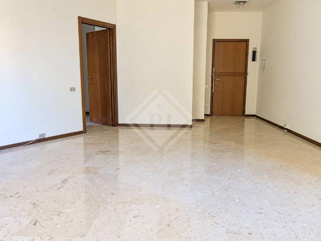 Appartamento in vendita a Varese VA