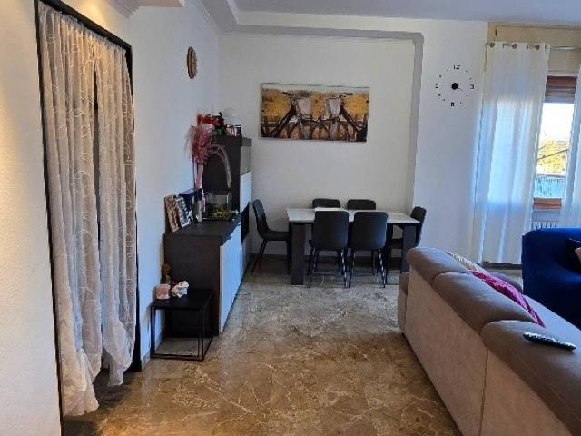 Appartamento in vendita a Varese VA