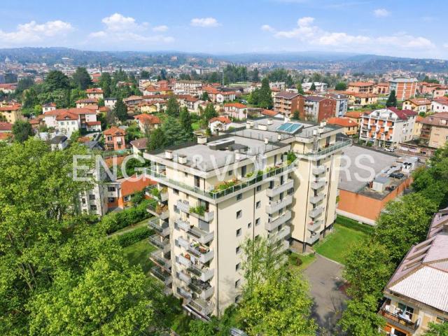 Appartamento in vendita a Varese VA