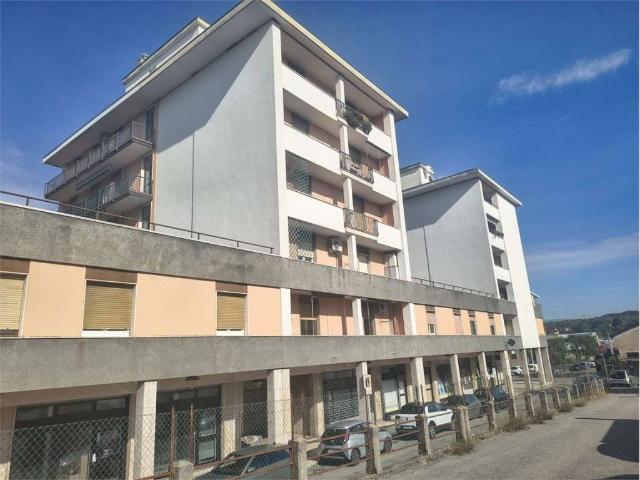 Appartamento in vendita a Varese VA