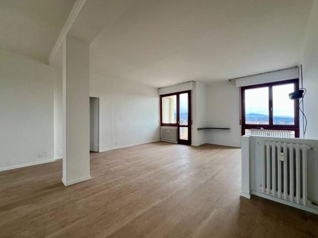 Appartamento in vendita a Varese VA