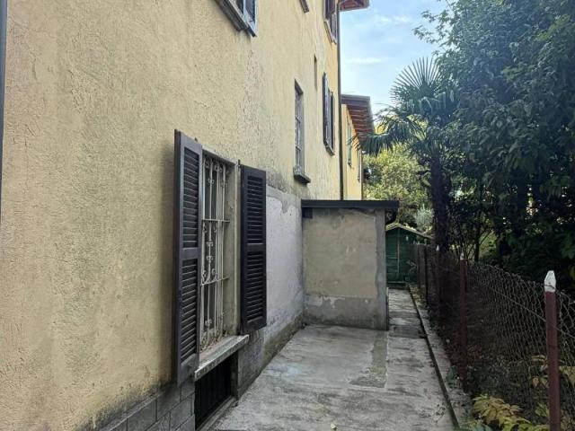 Appartamento in vendita a Varese VA
