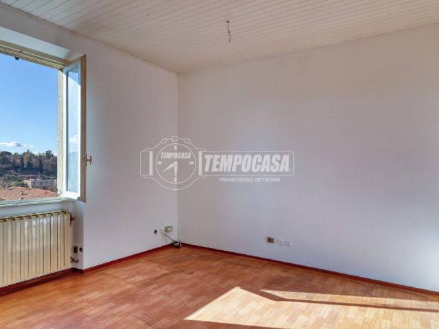 Appartamento in vendita a Varese VA