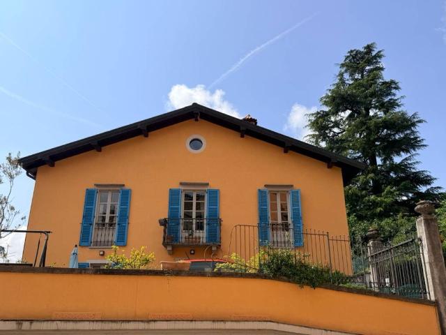 Appartamento in vendita a Varese VA