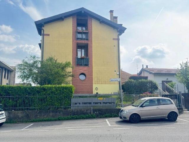 Appartamento in vendita a Varese VA