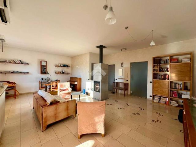 Villa in vendita a Varese VA