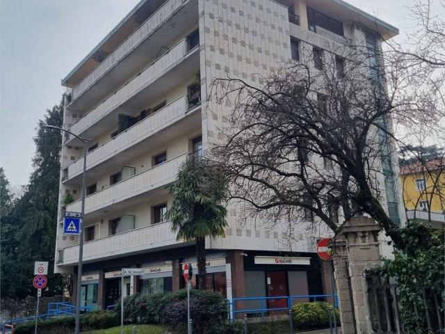 Appartamento in vendita a Varese VA