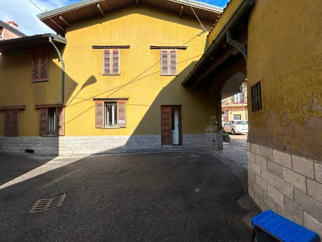 Appartamento in vendita a Vedano Olona VA