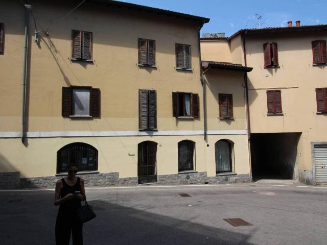 Appartamento in vendita a Veduggio con Colzano MB