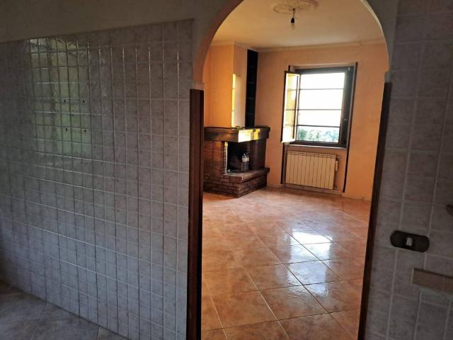 Appartamento in vendita a Velletri RM