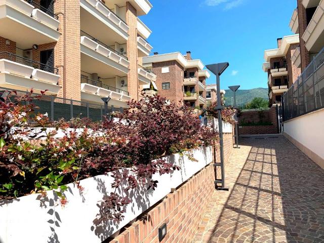 Appartamento in vendita a Velletri RM
