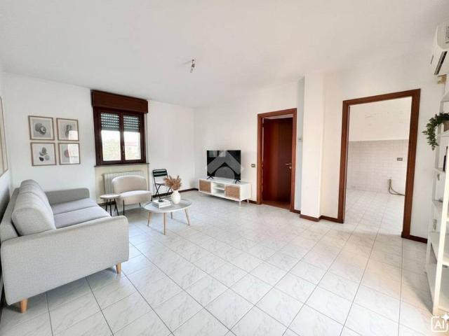 Appartamento in vendita a Vellezzo Bellini PV