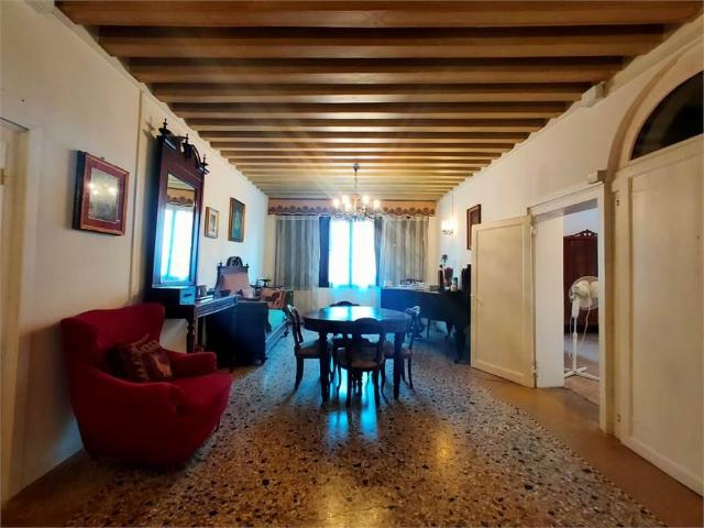 Appartamento in vendita a Venezia