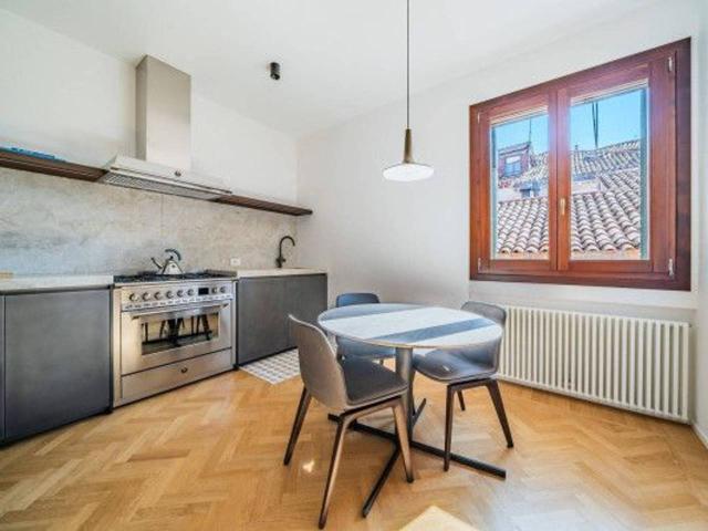 Appartamento in vendita a Venezia