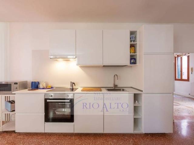 Appartamento in vendita a Venezia VE